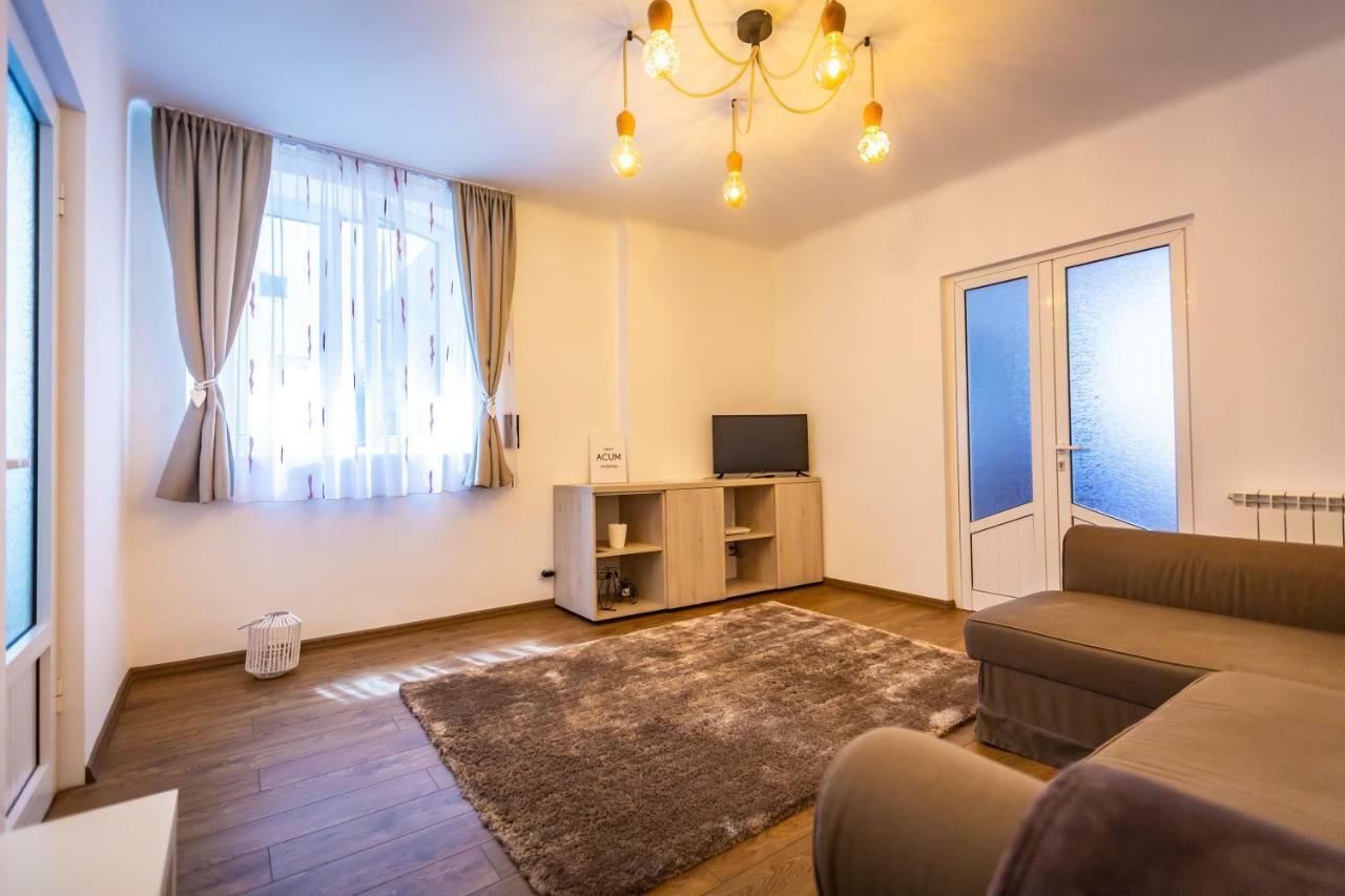 Central Apartment Braşov Extérieur photo